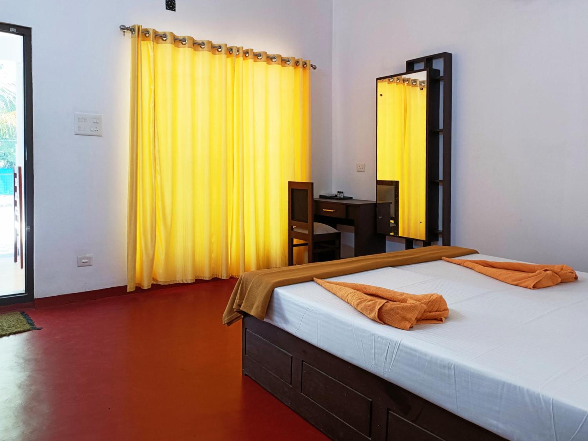 Koshy'S Beach Front Homestay Марарикулам Экстерьер фото
